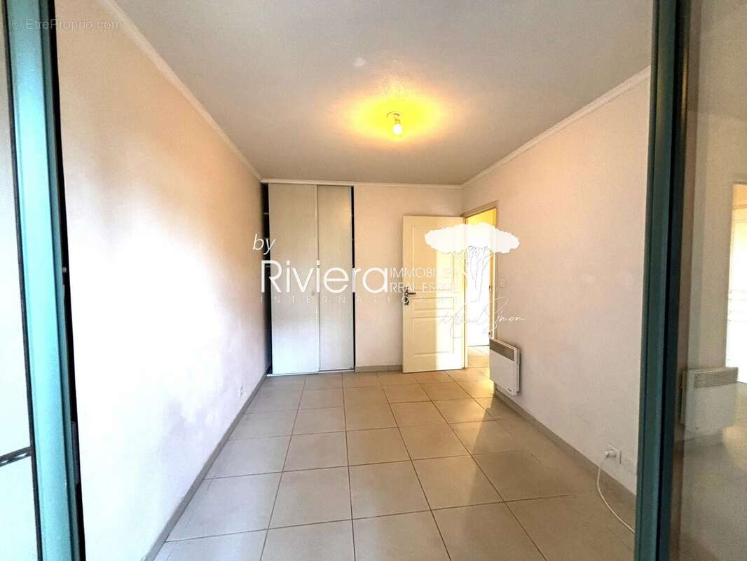 Dans une résidence de standing très recherchée - 3 pièces av - photo 12