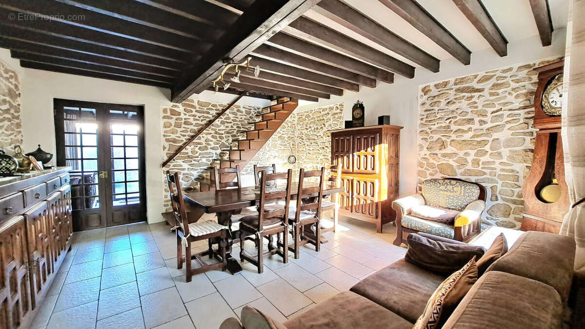Maison à SEUGY