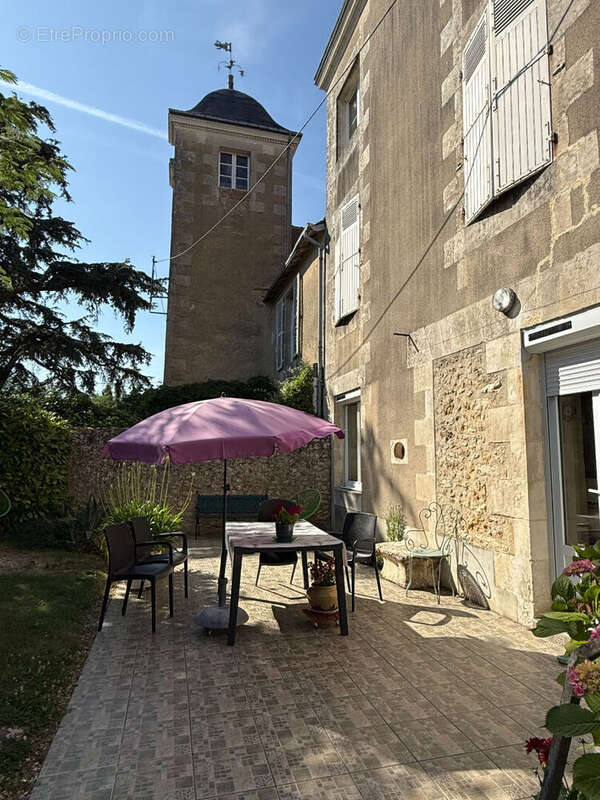 Nieuil l'espoir : charme et histoire - photo 2