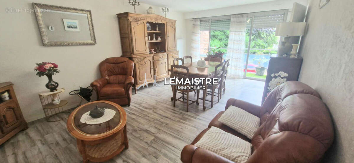 Appartement à vendre - Yvetot - 74,50 m² - 2 chambres - Ascenseur et balcon - photo 3