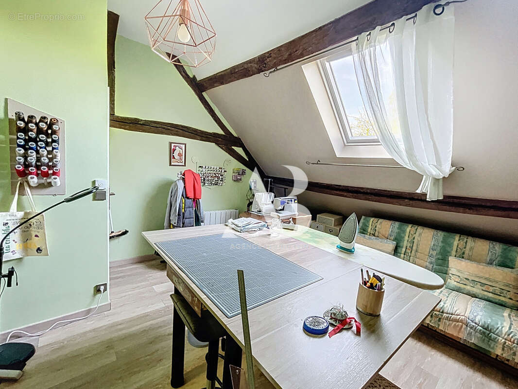 Maison à GRANDPUITS-BAILLY-CARROIS