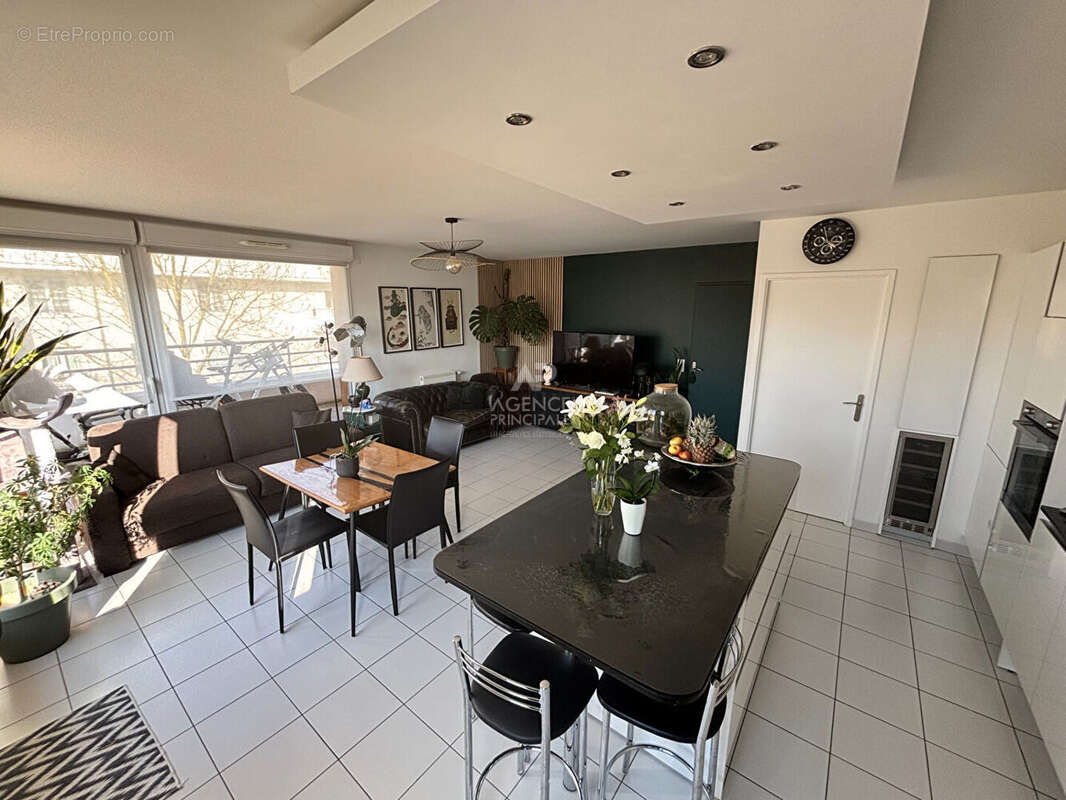 Appartement à SAINT-OUEN-L'AUMONE