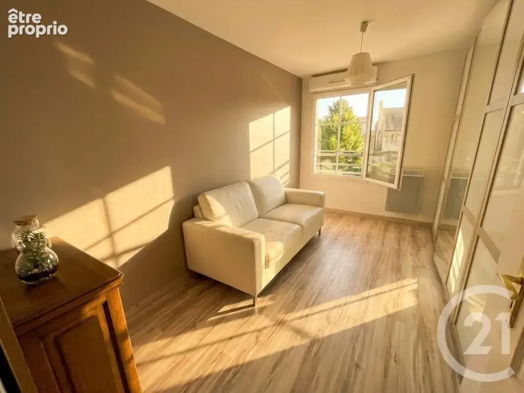 Appartement 3 pièces 60 m² à vendre à Pont-Sainte-Maxence (60700) - photo 4