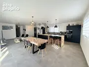 Maison à CRUZY