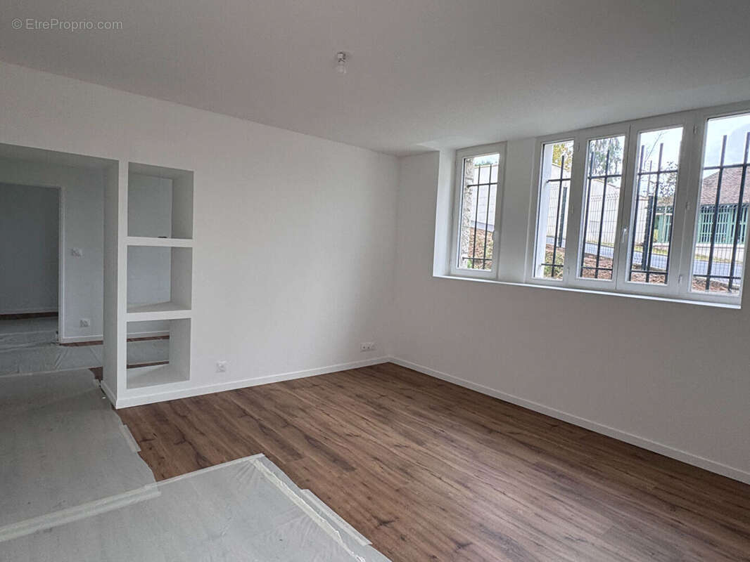 Appartement à MONT-SAINT-AIGNAN