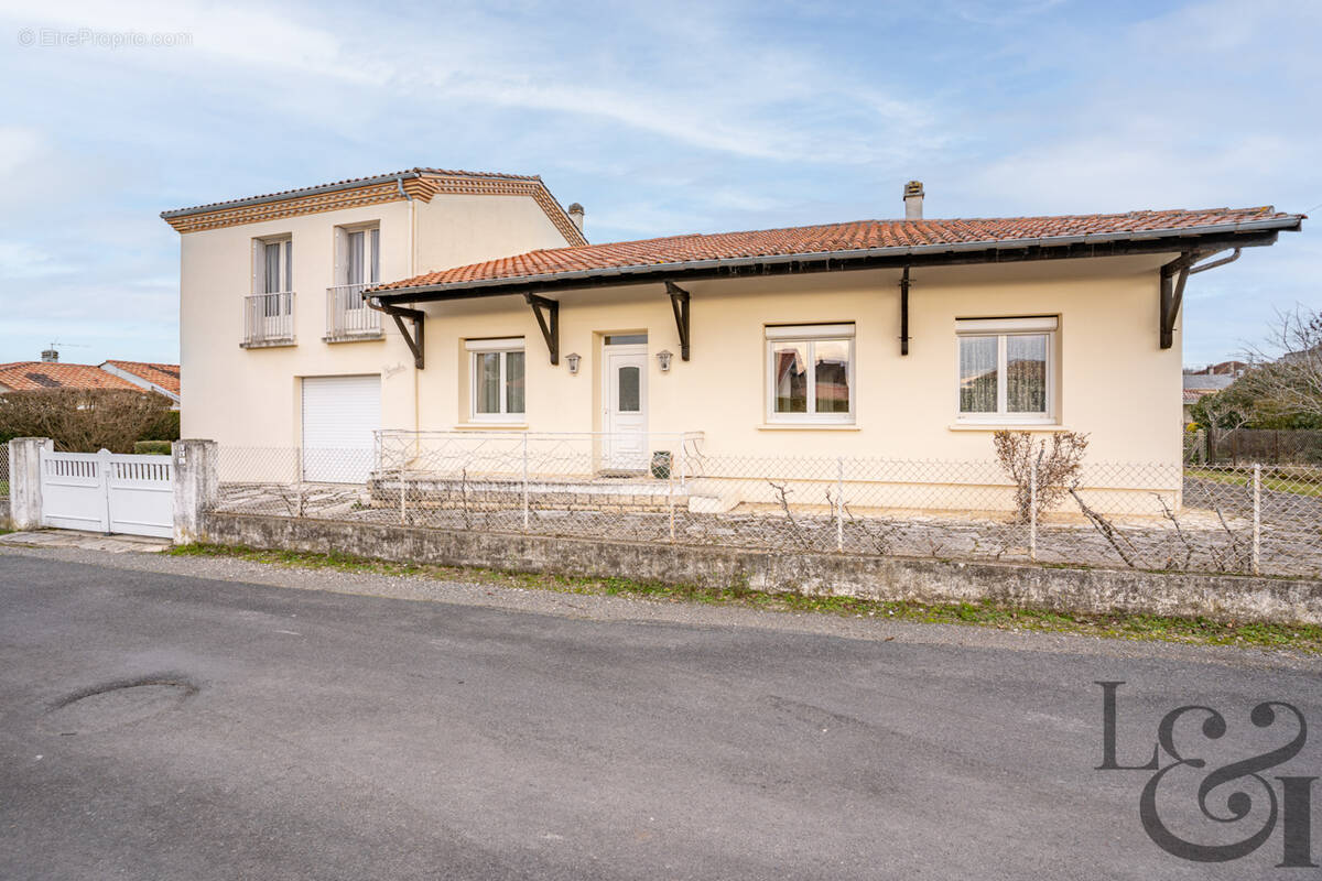 Maison à VILLENEUVE-SUR-LOT