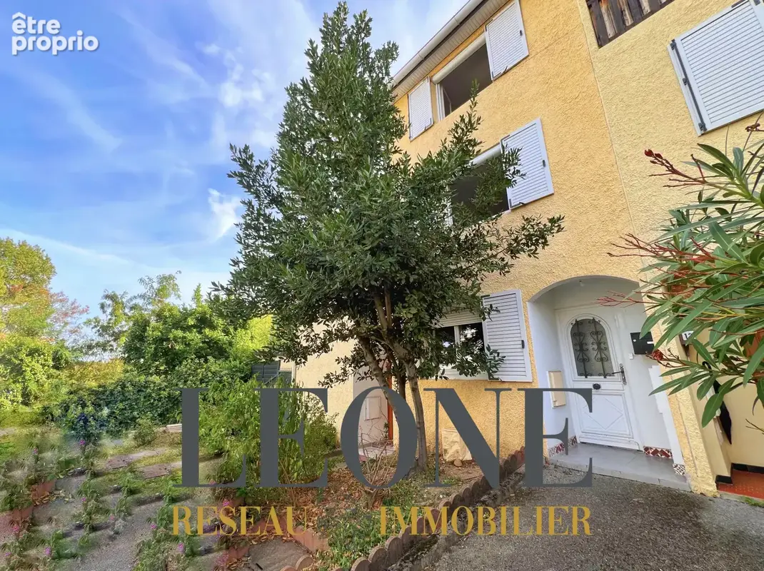 Photo Maison à Pierre-Benite au prix de 345 000€