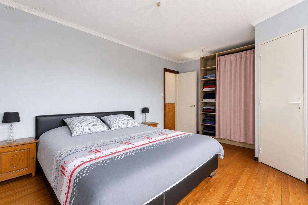 Maison de 6 pièces de 142 m² située à Tourcoing - photo 7