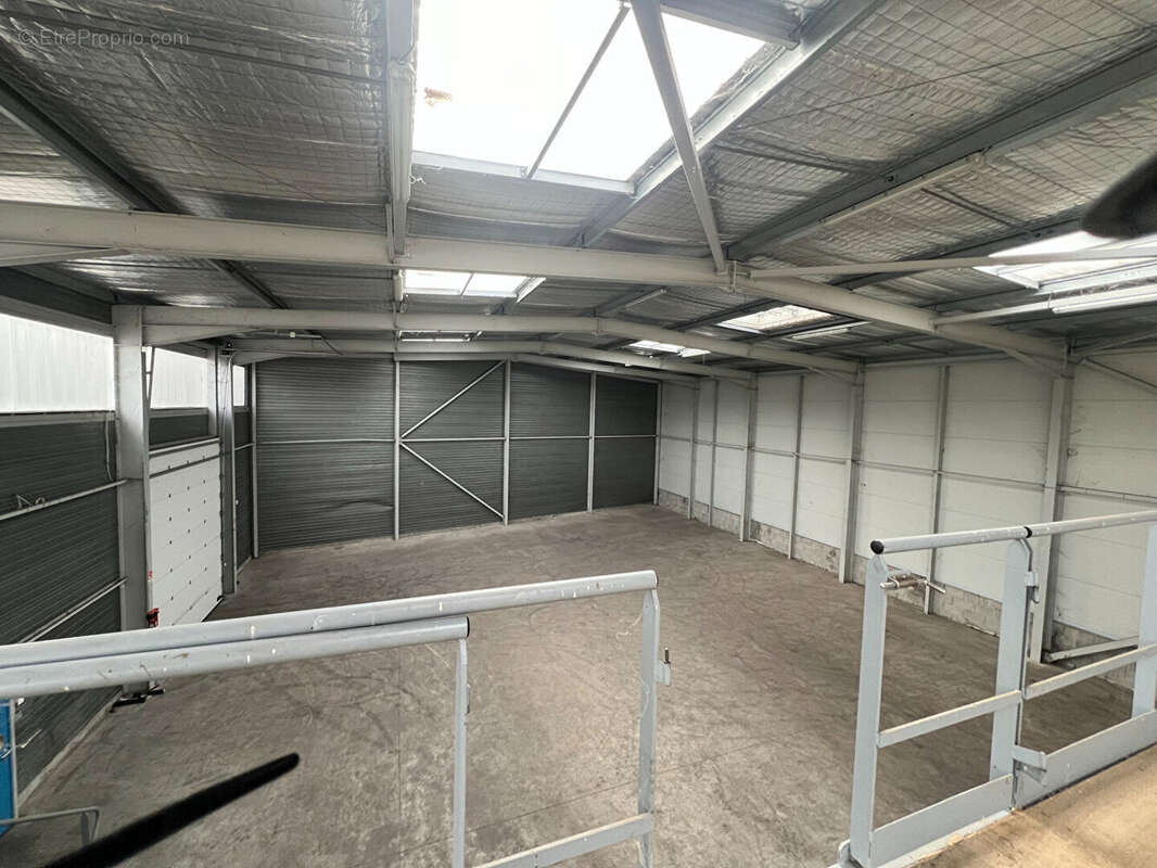 Commerce à ROUSSILLON