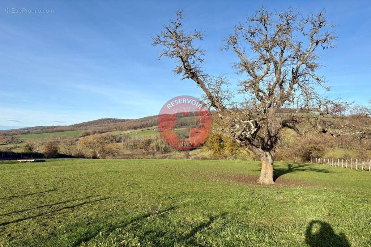 Terrain à SEMUR-EN-AUXOIS