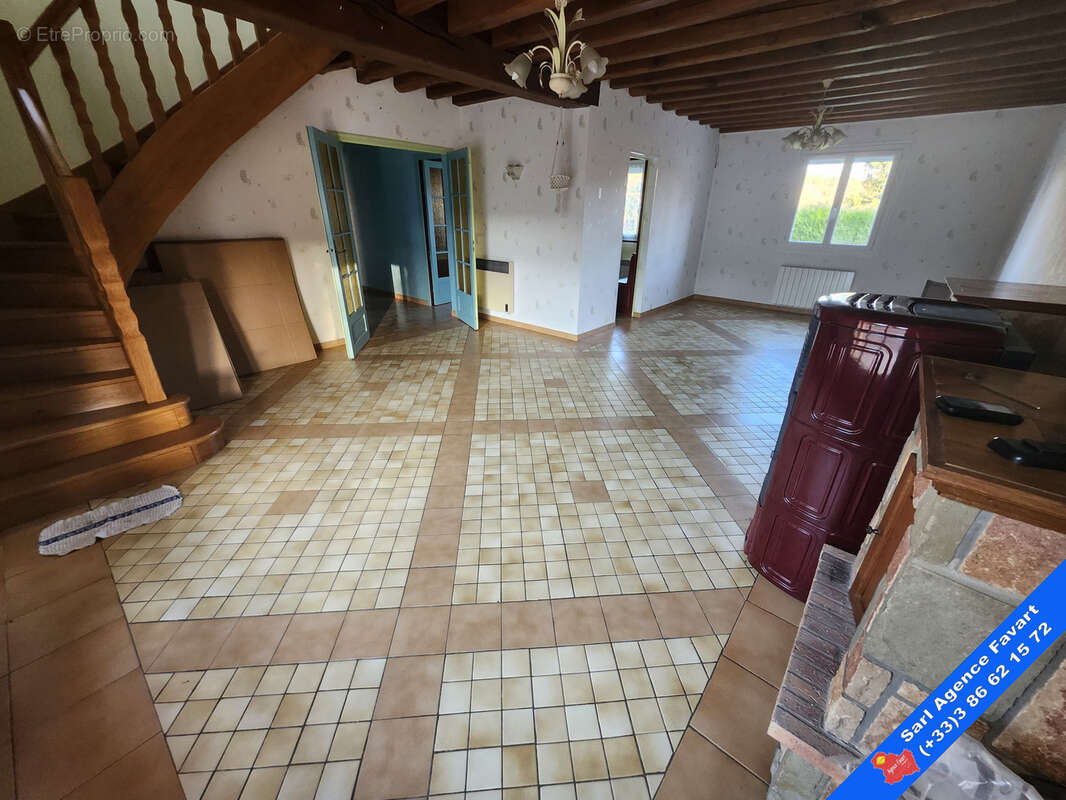 Maison à PRECY-SUR-VRIN