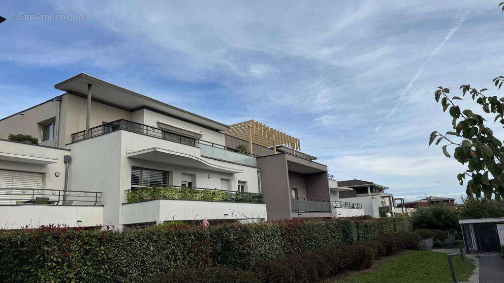 Appartement à PREVESSIN-MOENS