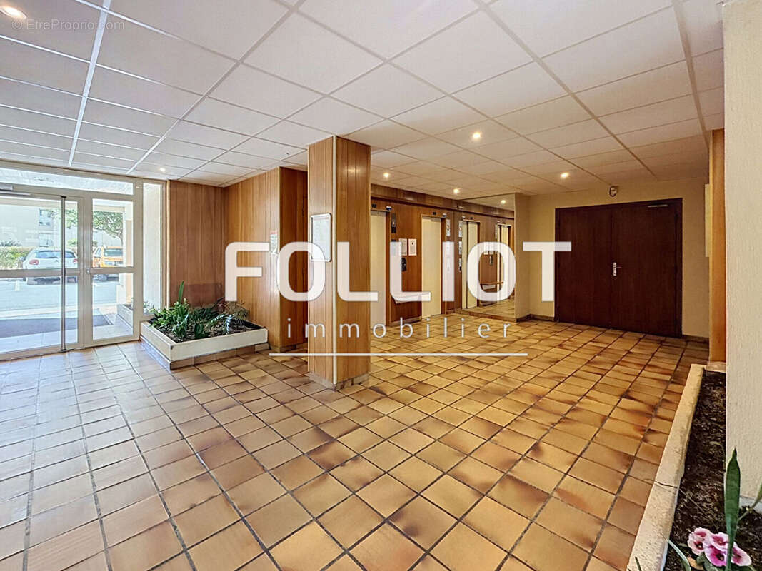 A VENDRE Appartement Caen - 81.89 m2 - photo 8