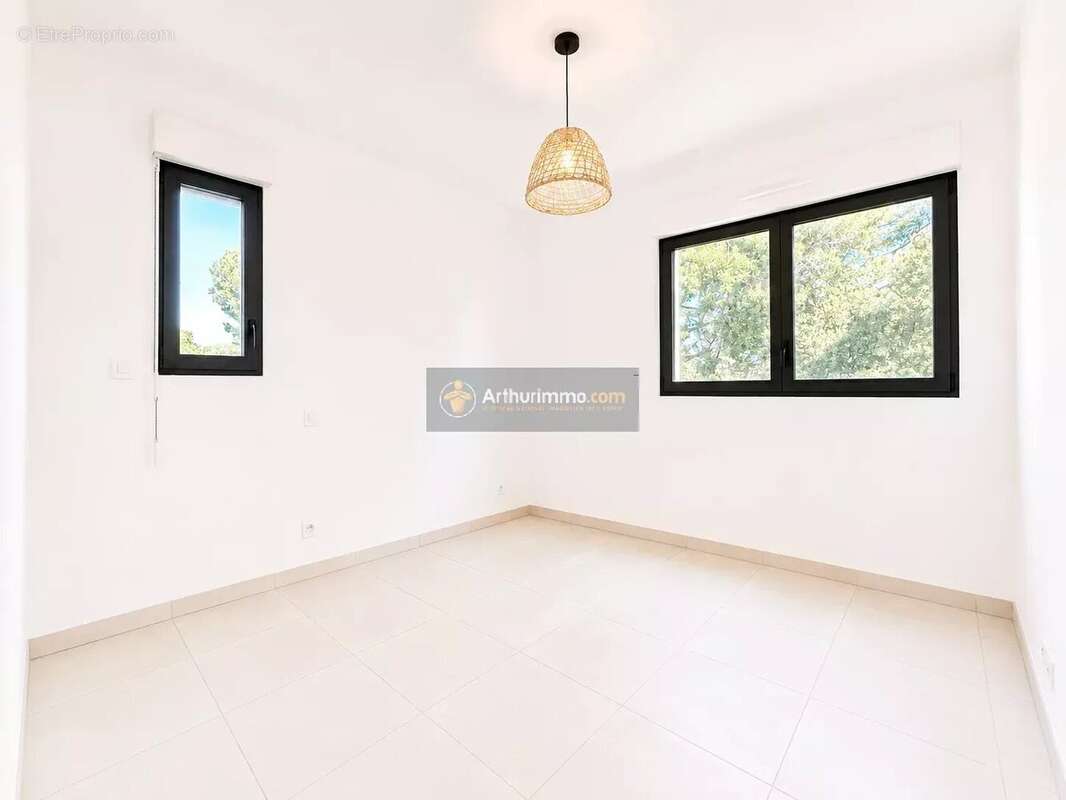 Appartement à FREJUS