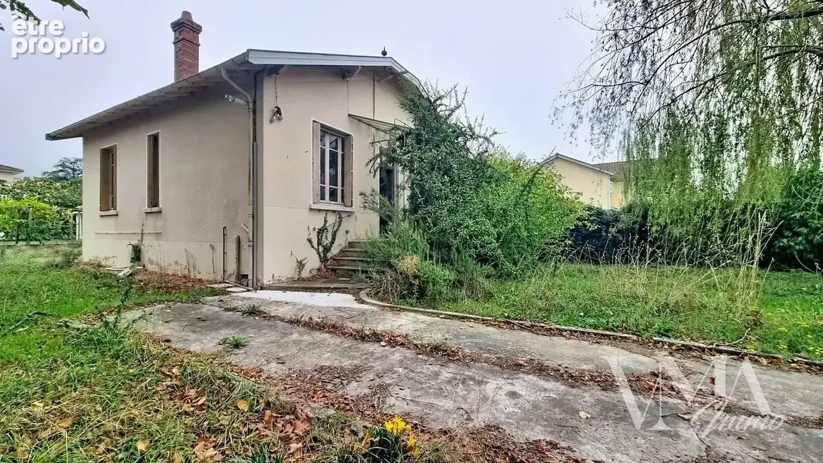 Beynost   maison à rénover   beau potentiel - photo 1