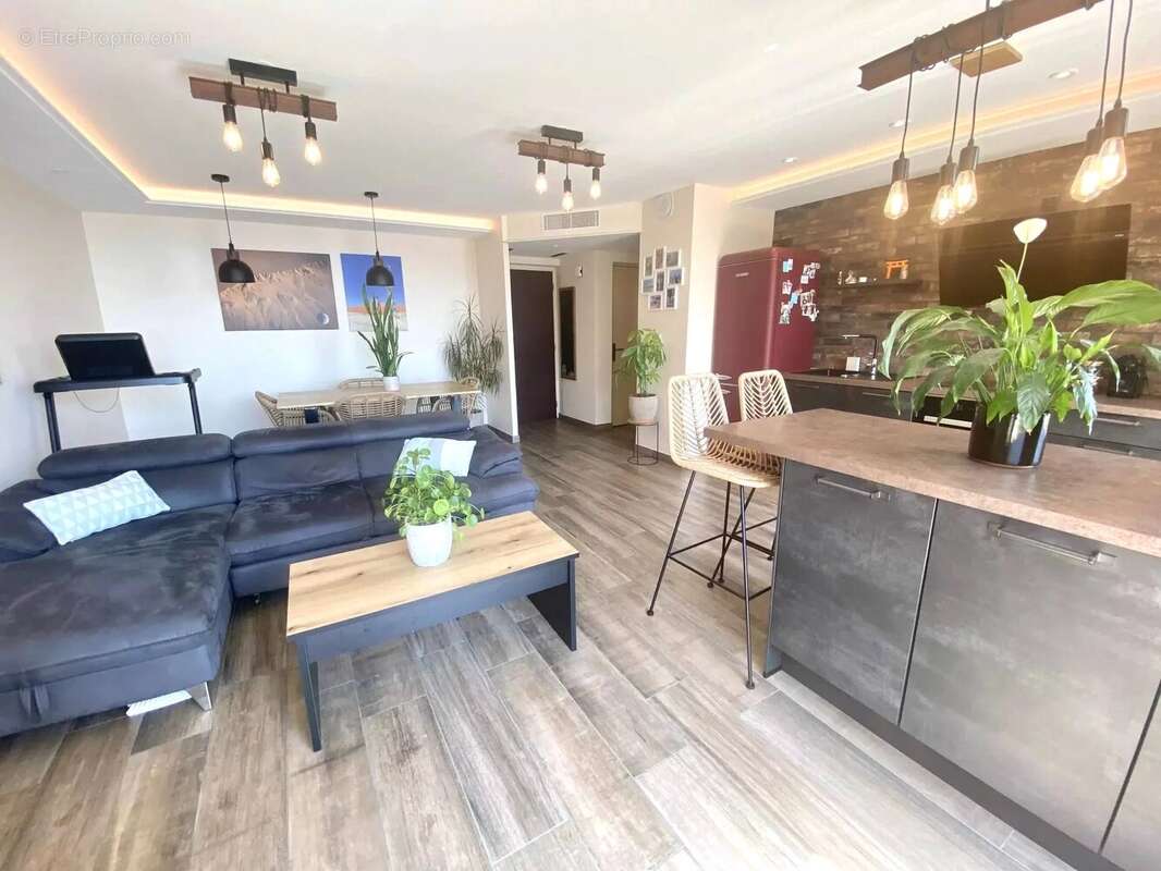 Appartement à ROQUEBRUNE-CAP-MARTIN