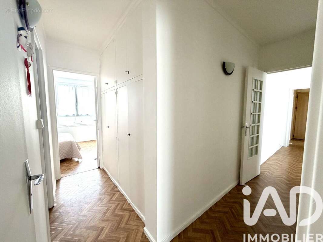 Photo 6 - Appartement à LE KREMLIN-BICETRE