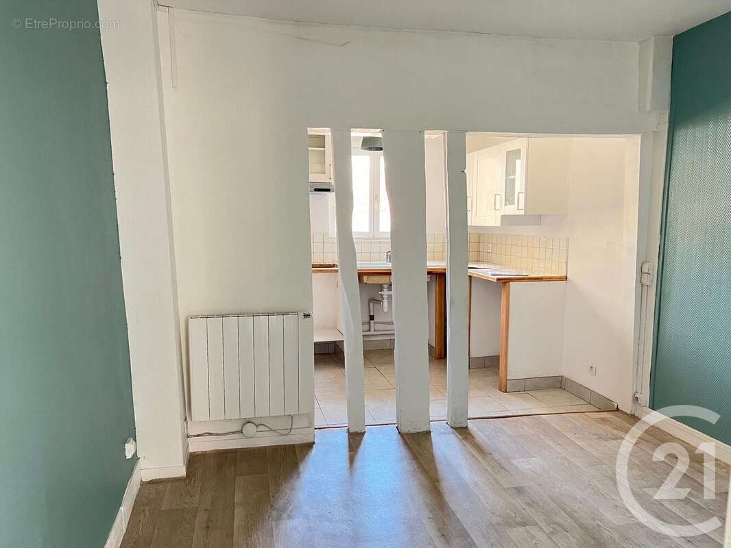 Appartement à HOUDAN