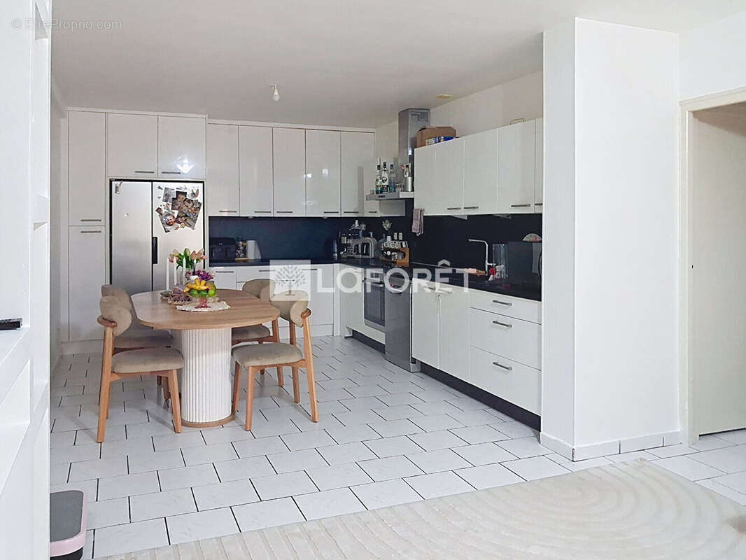 Appartement à JOUDES