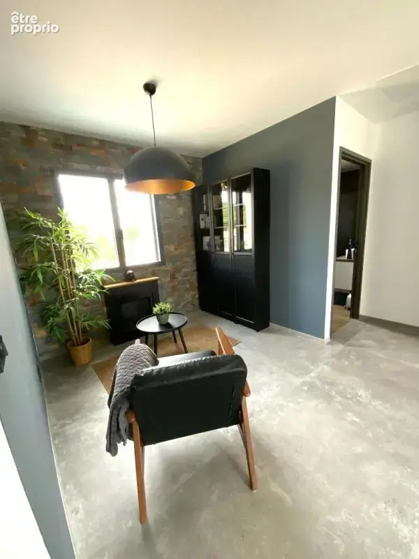 GETIGNÉ -À proximité à pied du bourg.Maison familiale - photo 9