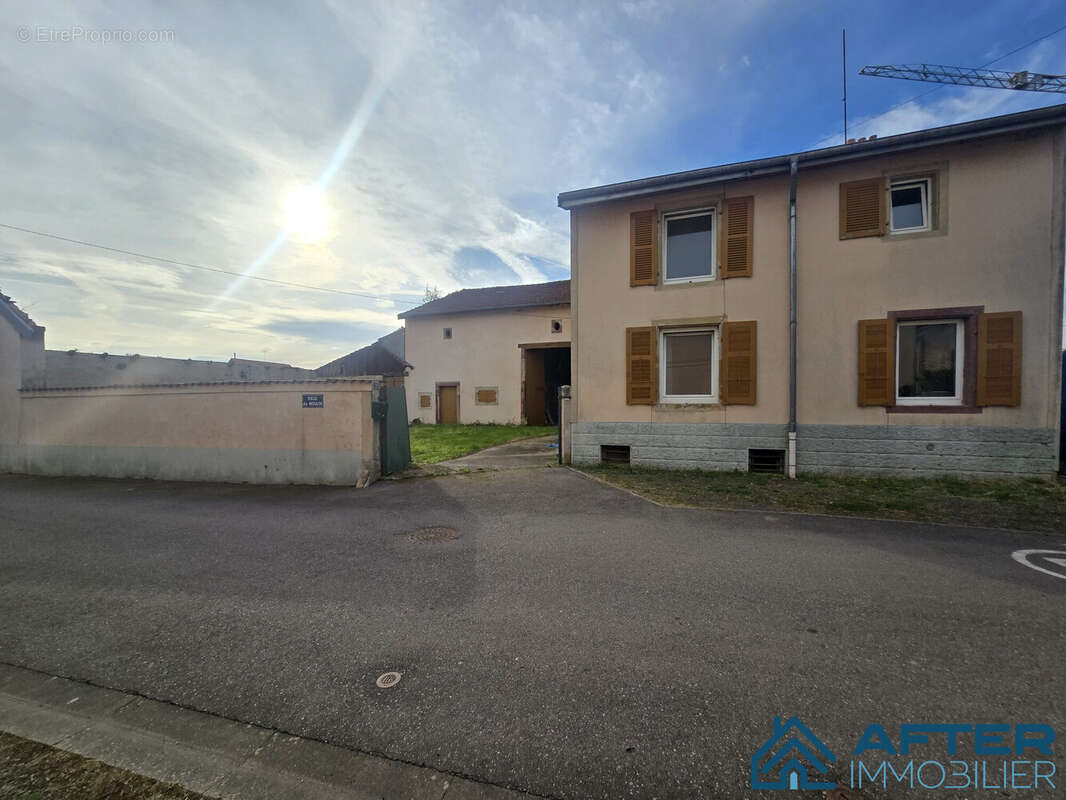 Maison à MARAINVILLER