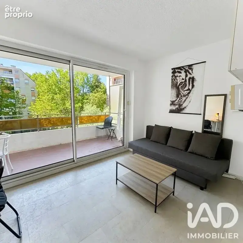 Photo 1 - Appartement à MARSEILLE-5E