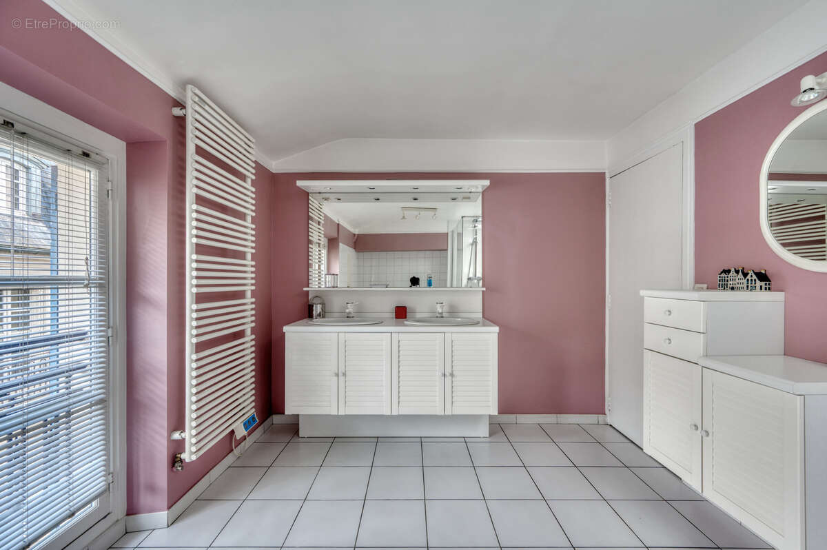 Maison à SAINT-GERMAIN-EN-LAYE