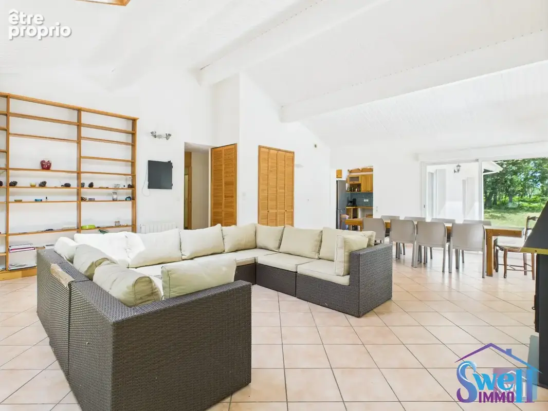 Maison 272 m² à Castets  - photo 8