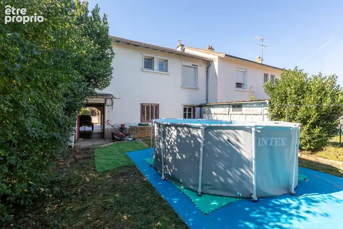 Secteur recherché du Grand Four - Maison avec jardin et grand garage - photo 13