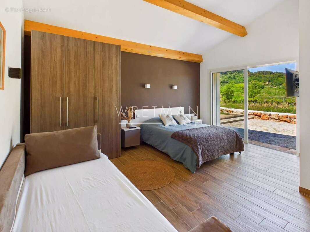 Maison à LA MOTTE