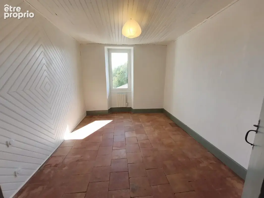 Appartement T3 bis de 96 m2 entièrement rénové avec jardin et garage - photo 12