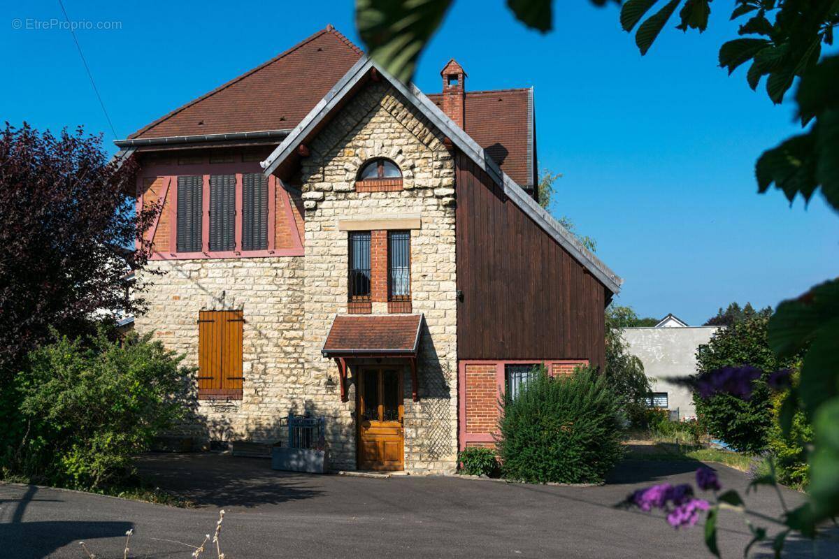 Maison à BEAUCOURT