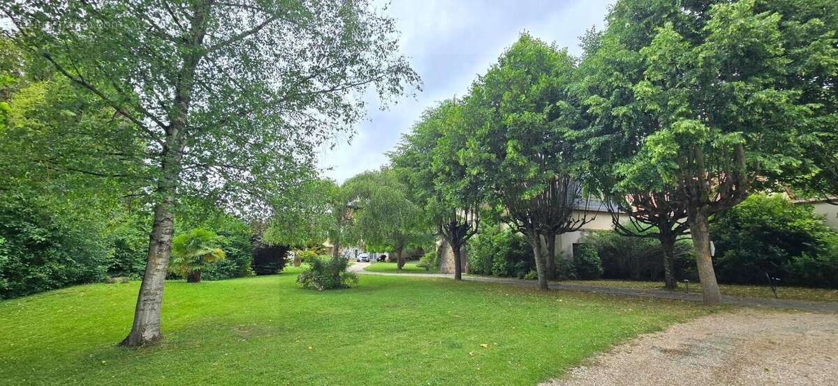 Grange sur Terrain clos de 1958 m² - Idéal pour projet de réception - photo 17