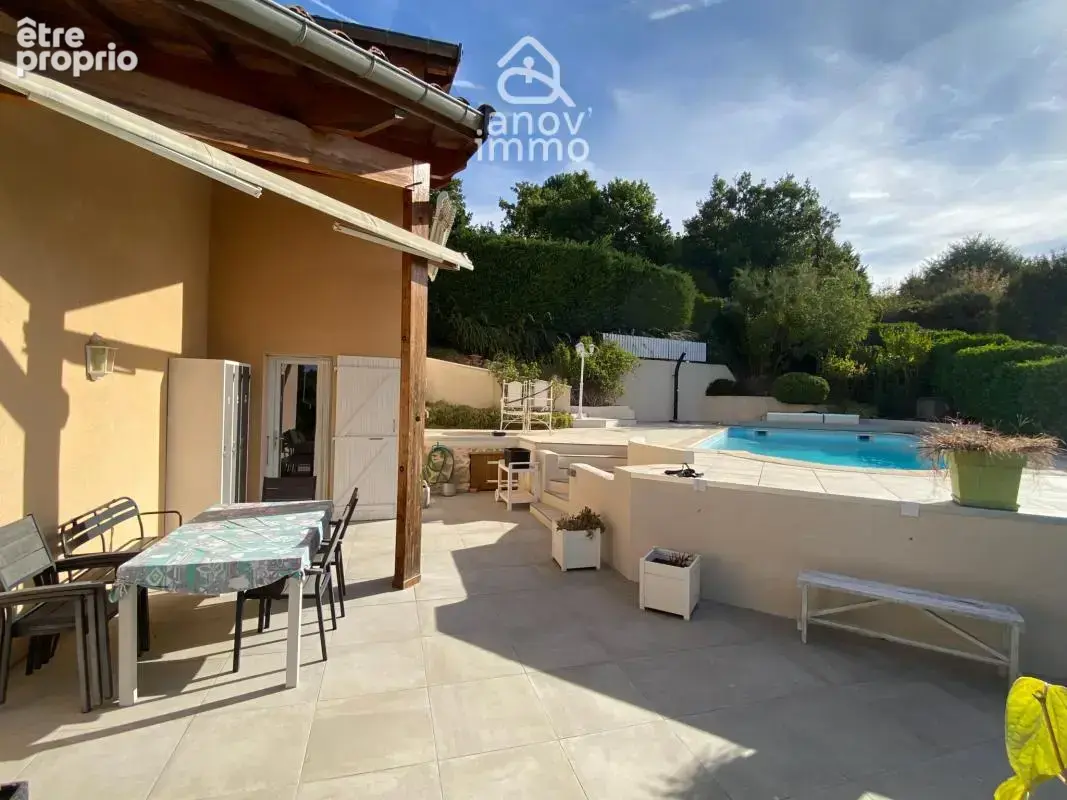 À 35 min de Lyon, maison de 151 m2 avec piscine, vue et calm - photo 24