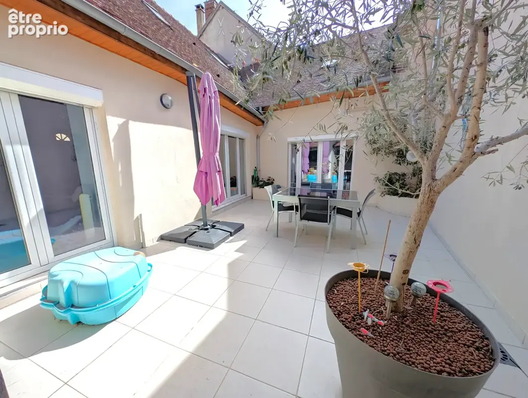 Photo Maison à Chassy au prix de 188 000€