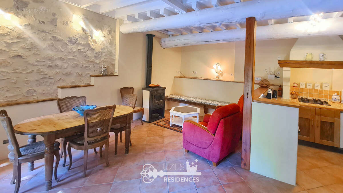 Ancienne magnanerie de caractère avec piscine et studio indépendant sur 6600 m2 de terrain - secteur Lussan - photo 14