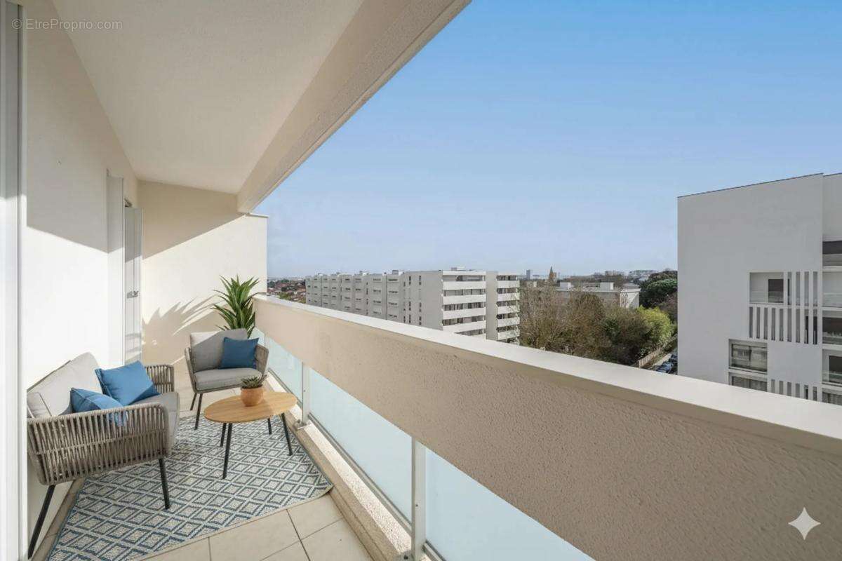 Appartement à LE BOUSCAT