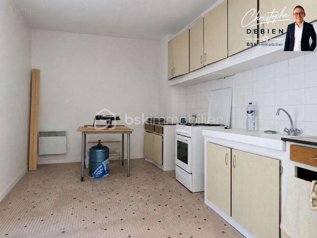 Double maison – dépendances – terrain constructible à 15 min des herbiers - bazoges-en-paillers - photo 13