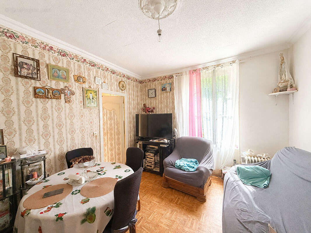 Appartement Alfortville 2 pièce(s) 31.05m² - photo 2