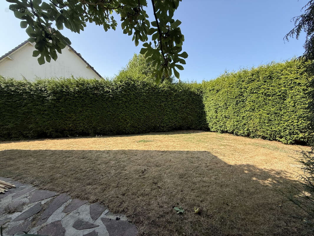 A Vernouillet - Maison de 5 chambres sur sous-sol total - photo 3