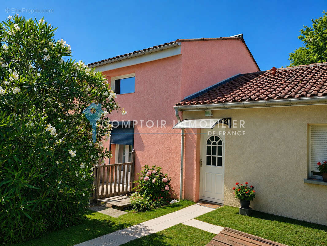 Maison à PUYLAURENS