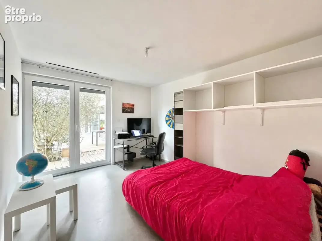 Superbe plain-pied avec piscine et beaux volumes ! - photo 13