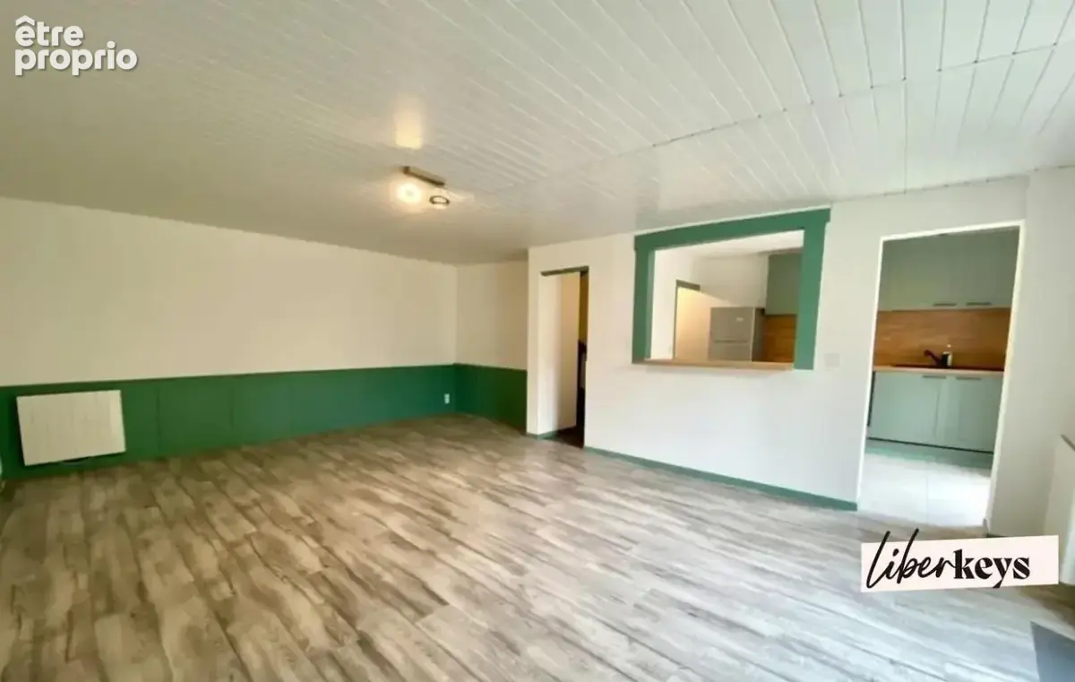 Appartement à SAINT-MEEN-LE-GRAND