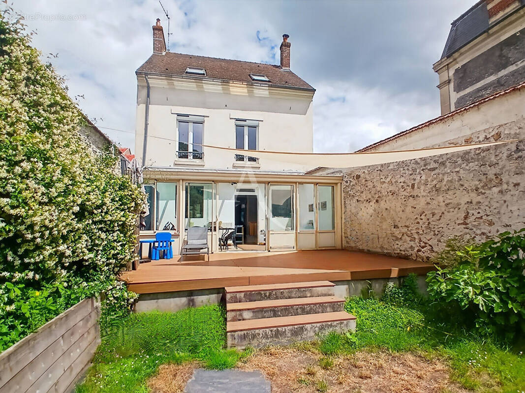 Maison à MARINES