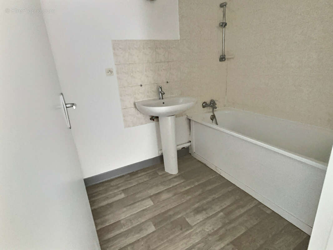 Appartement à LYON-9E