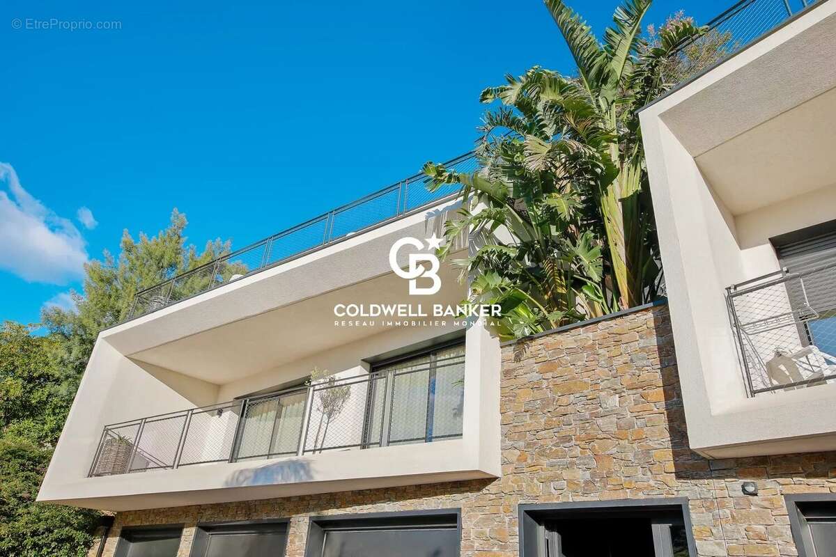 Appartement à LE LAVANDOU