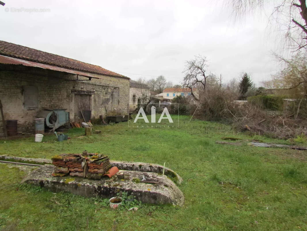 Maison à SAINT-LOUP
