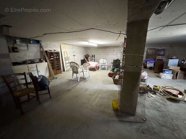 Autre à SALAISE-SUR-SANNE