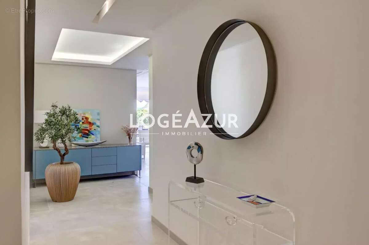 CANNES CROISETTE Appartement 4 Pièces Vue Mer - photo 17