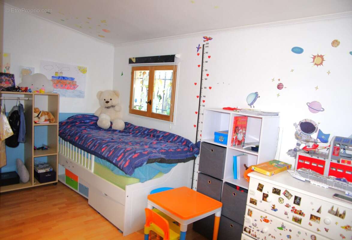 Maison à LE MUY